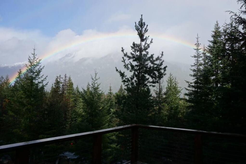 Hot Tub Cool Views: Roaring Creek Cabin Leavenworth Buitenkant foto
