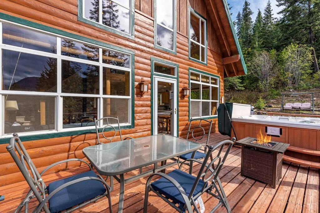 Hot Tub Cool Views: Roaring Creek Cabin Leavenworth Buitenkant foto